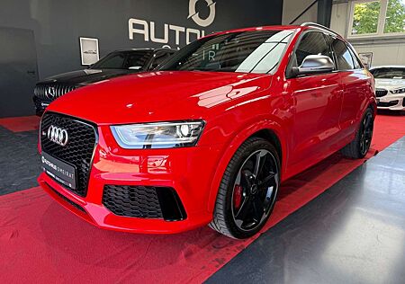 Audi RS Q3 2.5 TFSI quattro 2HD/Pano/Kamera/BOSE/TOP