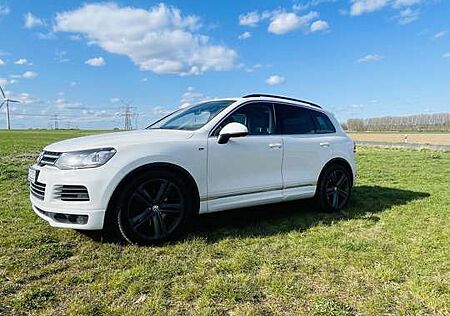 VW Touareg Volkswagen V8 TDI