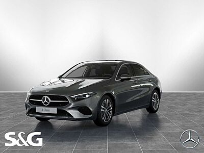 Mercedes-Benz A 220 4MATIC Limo PANO+MEMORY+DISTRO+360°+TOTWIN