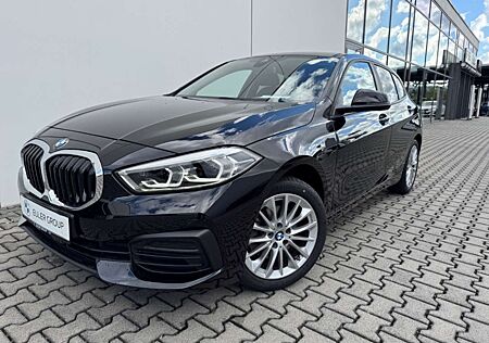 BMW 118 iA Advantage 17'' LCProf ParkAss adLED SHZ Komfort