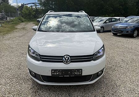 VW Touran Volkswagen 2.0 d Life 7 Sitze