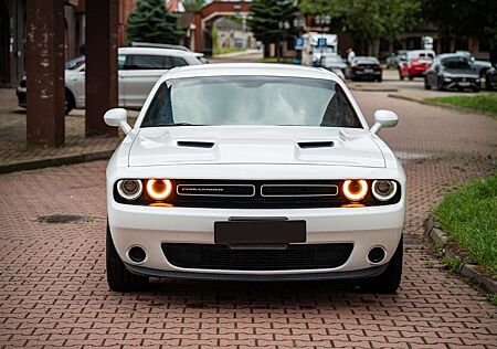 Dodge Challenger Automatik SXT Plus