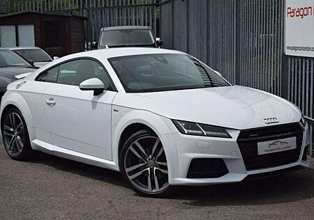 Audi TT Roadster 2.0 TFSI quattro