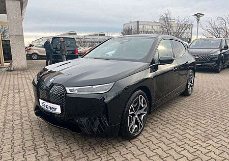 BMW iX 40 xDrive Sport Kamera