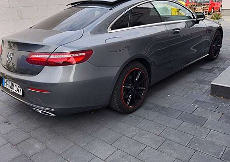 Mercedes-Benz E 220 d Coupe 9G-TRONIC Avantgarde