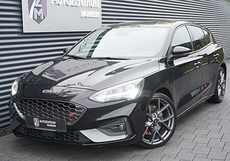 Ford Focus ST PERFROMANCE|RECARO|KAMERA|HEAD-UP|ACC|