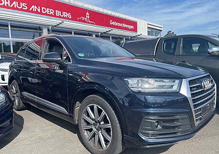 Audi Q7 3.0 TDI quattro S Line - 7Sitzer