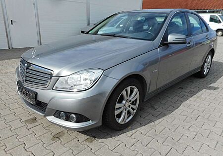 Mercedes-Benz C 180 CGI BlueEfficiency Lackmängel