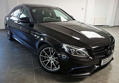 Mercedes-Benz C 63 AMG C63 AMG Performance Limousine Pano/Klappenauspuf