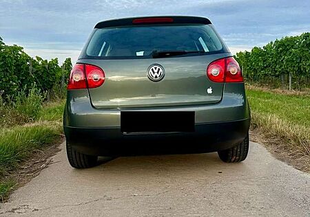 VW Golf Volkswagen V 5-Türer 1.6 FSI Comfortline