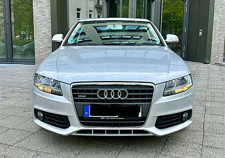 Audi A4 1.8 TFSI Quattro Ambiente Schiebedach 6Gang