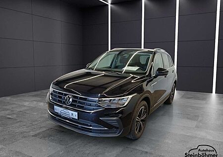 VW Tiguan Volkswagen Life 2.0TDI DSG LED NAV AHK ACC SHZ AppCon