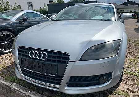 Audi TT Coupe/Roadster 2.0 TFSI Coupe