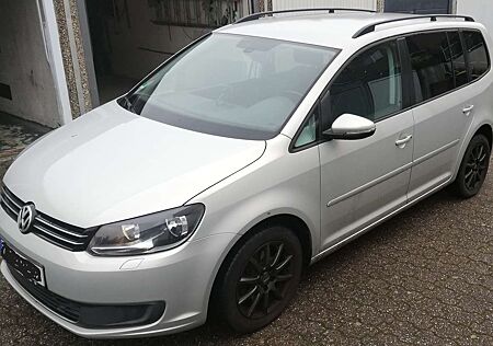 VW Touran Volkswagen Comfortline*1.6 TDI*AHK*7-Sitze*Klima*Alu*Sound
