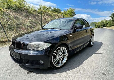 BMW 120 Coupè M Sportpapaket ab Werk, Carbon Schwarz