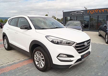 Hyundai Tucson blue Passion 2WD Kamera Navi PDC SHZ