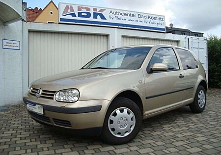 VW Golf Volkswagen 1.6 Automatik/PDC/SHZ/Tempomat/TÜV 01.2026
