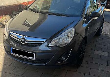 Opel Corsa 1.4 16V Color Edition