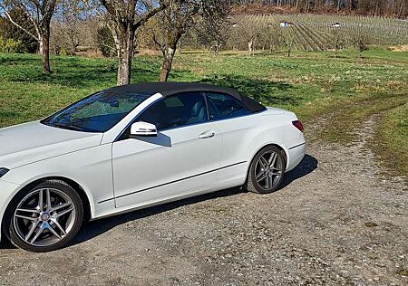 Mercedes-Benz E 200 Cabrio 7G-TRONIC