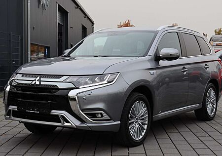 Mitsubishi Outlander PHEV Intro Edition 4WD WR*Leder*XENON*360° Kam.