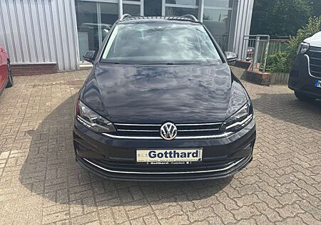 VW Golf Sportsvan Volkswagen 1.5 TSI 110kW DSG IQ.DRIVE
