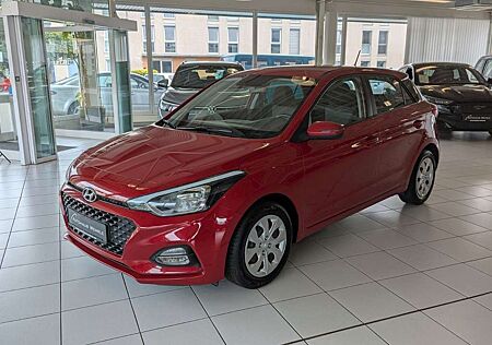 Hyundai i20 Trend Automatik*PDC*Kamera*SHZ*LHZ*Navi*DAB*