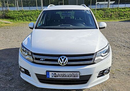 VW Tiguan Volkswagen 2.0 TDI DPF 4Motion BlueMotion R-Line DSG C