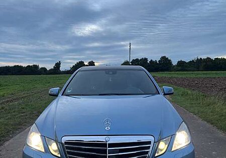 Mercedes-Benz E 350 CDI DPF BlueEFFICIENCY 7G-TRONIC Avantgarde