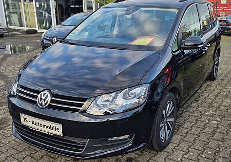 VW Sharan Volkswagen 7 SITZE DSG AHK STANDHEIZUNG NAVI R-KAMERA SH 1HD