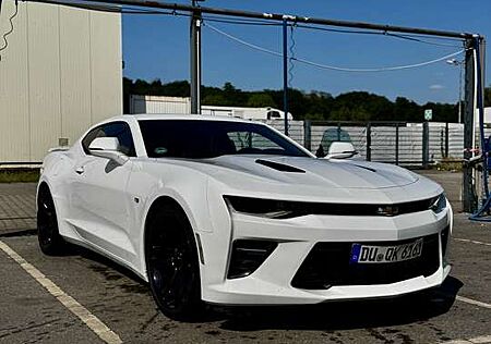 Chevrolet Camaro Coupe 6.2 V8 Deutsche Ausführung