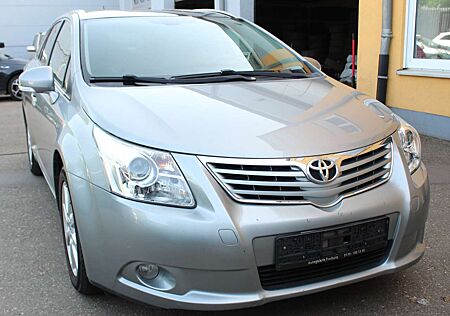 Toyota Avensis 2.0 D4D,Kombi,Panoramadach ,AHK,Keyel.GO