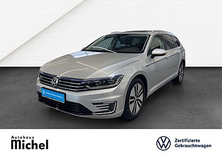 VW Passat Variant Volkswagen TSI Plug-In Hybrid DSG GTE ACC LED Panodach Nav...
