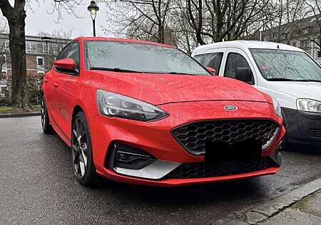 Ford Focus ST 2.3 EcoBoost