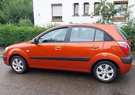 Kia Rio erst 59tkm