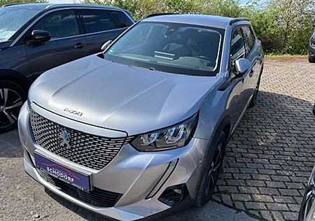 Peugeot 2008 e- Allure Pack, Navi, Sitzheizung, GJR, uvm.