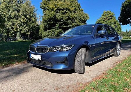 BMW 318d 318 Touring Aut. Advantage