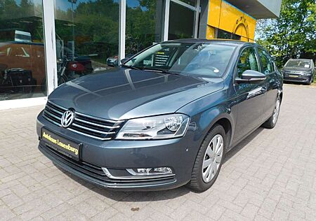VW Passat Volkswagen Lim.+KLIMA+SHZ+AHK+APS