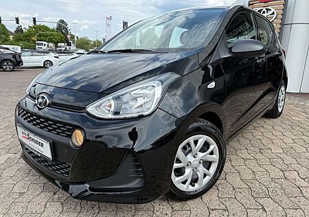 Hyundai i10 Select **KLIMA/WENIG KILOMETER**
