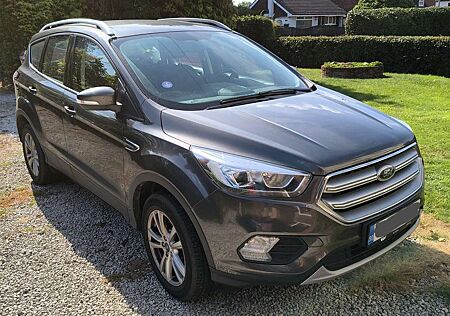 Ford Kuga 1.5 EcoBoost 2x4 Cool