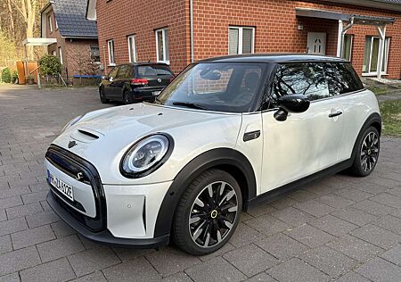 Mini Cooper SE Yours Trim
