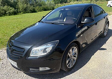 Opel Insignia 2.8 Benzin V6 4x4