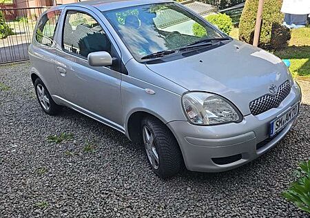 Toyota Yaris 1.0 Sol