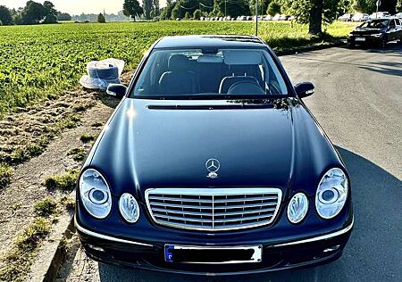 Mercedes-Benz E 280 (211.054)
