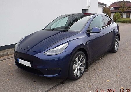 Tesla Model Y Long Range, AWD, 1. Hand, MwSt. ausweisbar