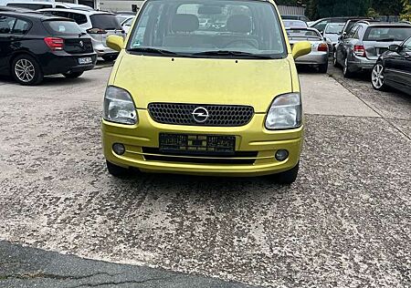 Opel Agila 1.2 16 V Elegance
