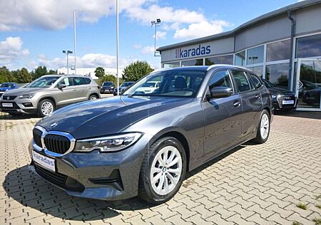 BMW 320 i Touring AUT/AHK/NAV/LED-Licht/PDC