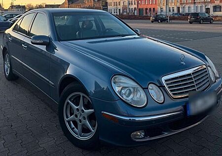 Mercedes-Benz E 240 Elegance