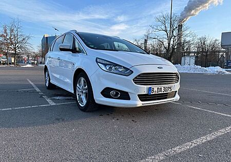 Ford S-Max *Scheckheft, 7-Sitzer*