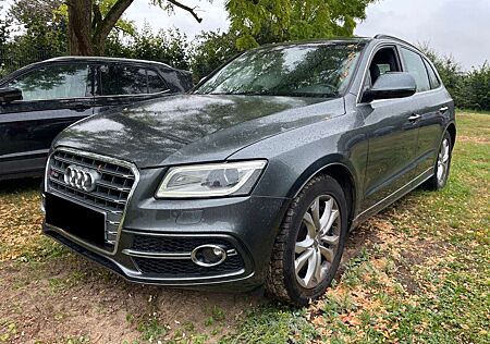 Audi SQ5 Competition ACC KAMERA AHK NAVI DSP XENON