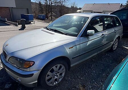 BMW 320i 320 Baureihe 3 Touring 2. Hand